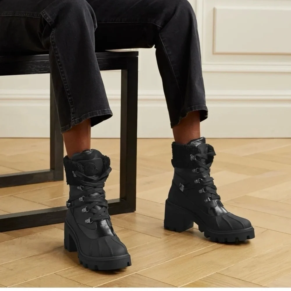 Moncler Corinne Leather And Faux Shearling Trimmed Black Boots Size 9